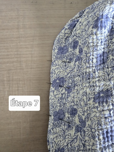 Couture de la doublure avec points invisibles