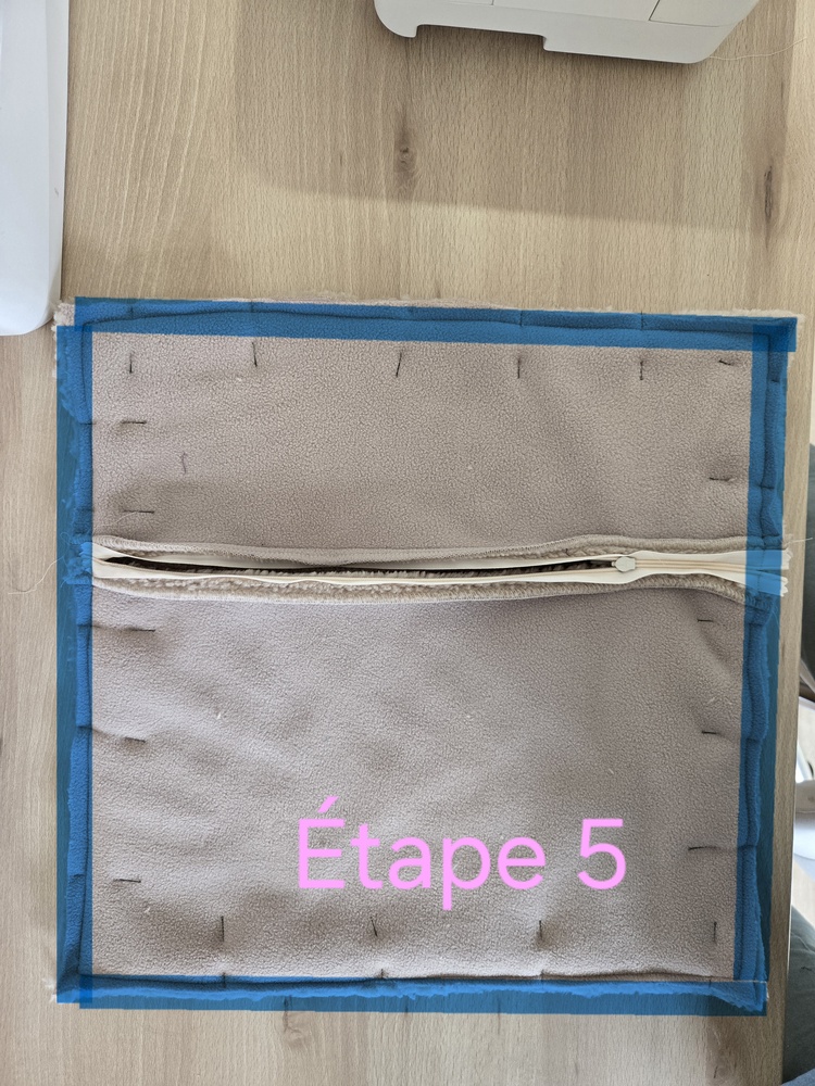 Epinglez le pourtour de la housse de coussin